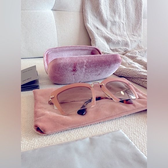 Authentic Miu Miu Sunglasses - Picture 7 of 8